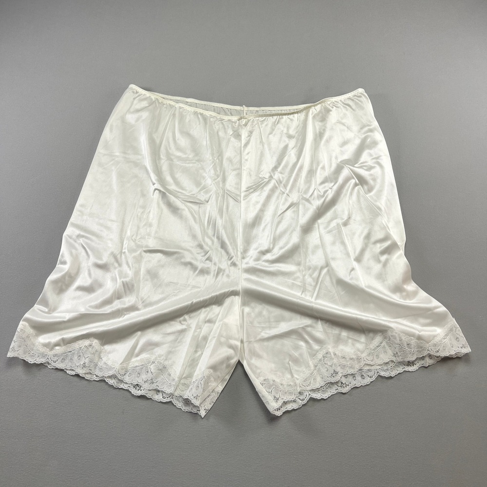 Vintage Montgomery Ward Pure Luxury Slip Shorts Womens XL White Nylon Lace Trim